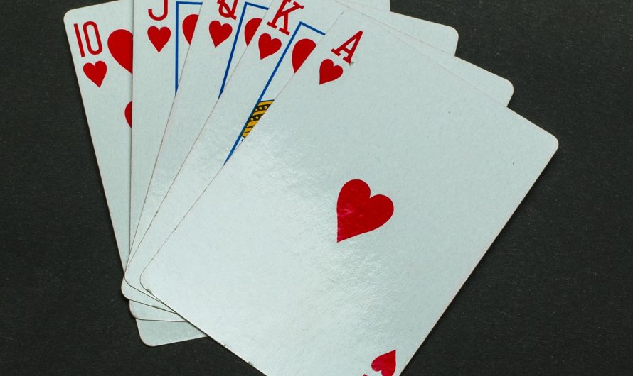What varieties of poker exist?